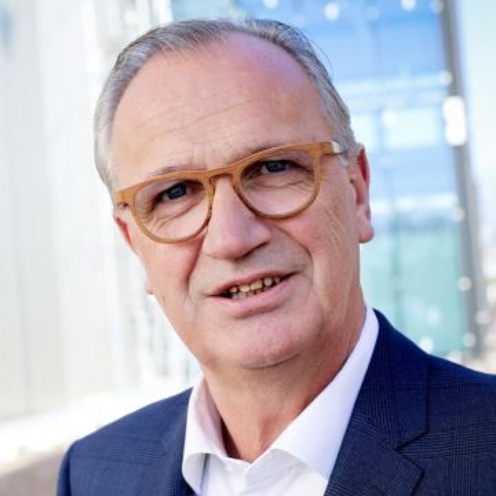 Portretfoto Jan Gijaarts, wehouder Meierijstad