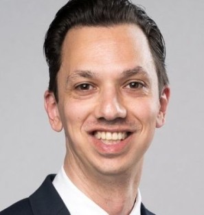 Portretfoto van David Solez, bestuurlijk trekker Verkeersveiligheid RNOB