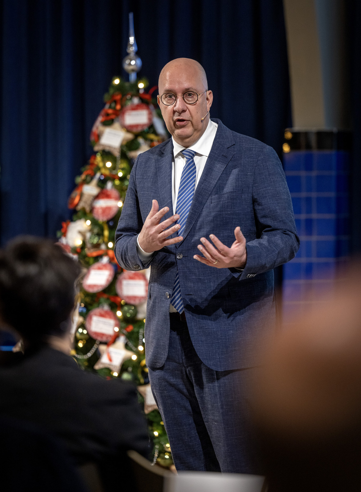 Jack Mikkers tijdens het Regio Deal s;lotevent 'De Kracht van Samen in de Regio" op 4 december 2024