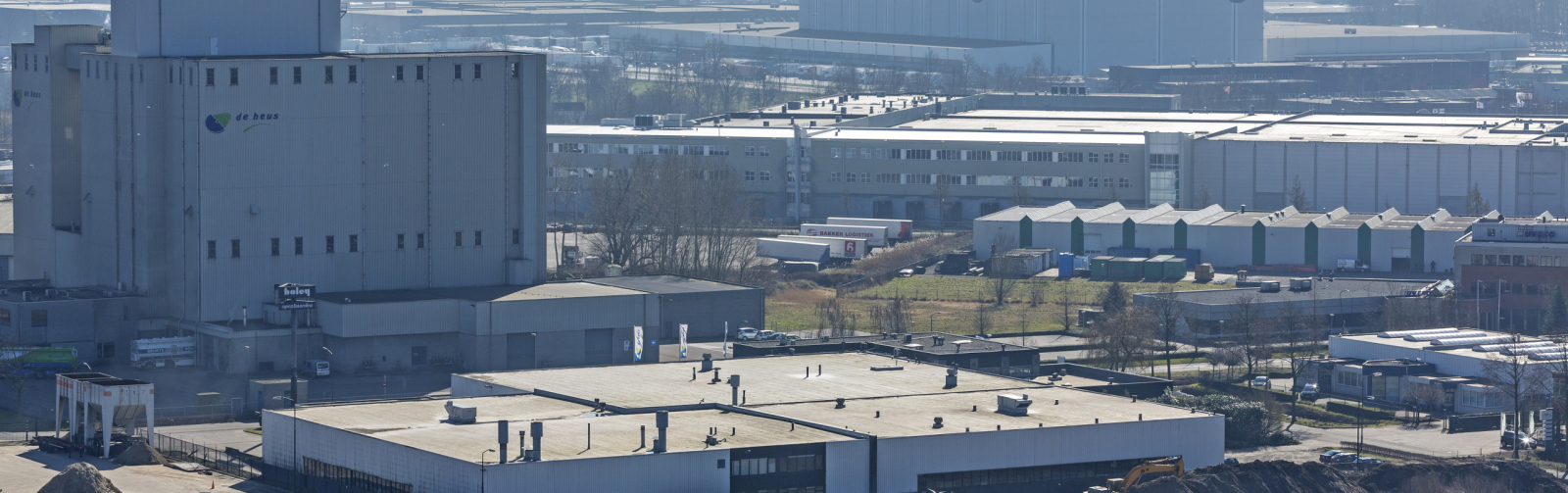 Foto van een industrieterrein van Veghel van bovenaf