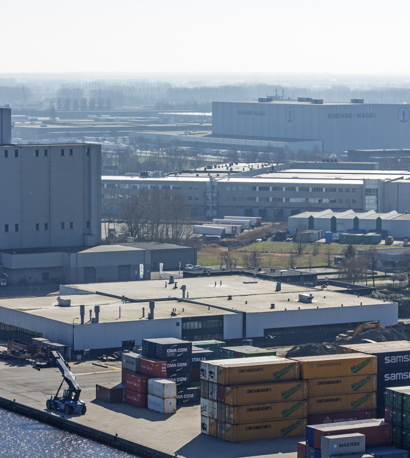 Foto van een industrieterrein van Veghel van bovenaf