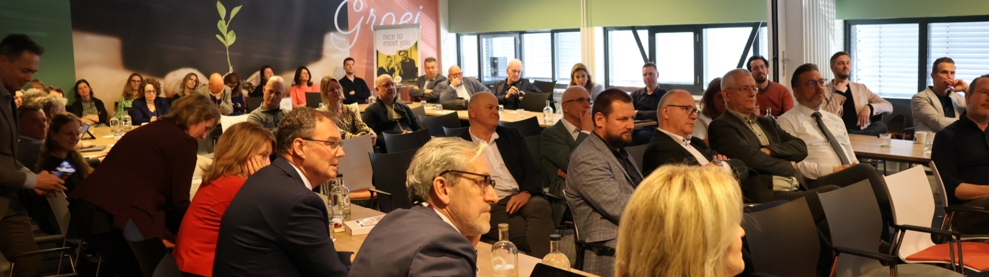 Burgemeesters en wethouders uit Noordoost-Brabant bij de Regiodag van RNOB