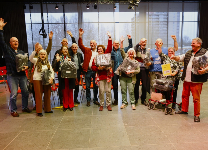 Groepsfoto van de winnaars van de fietsquiz