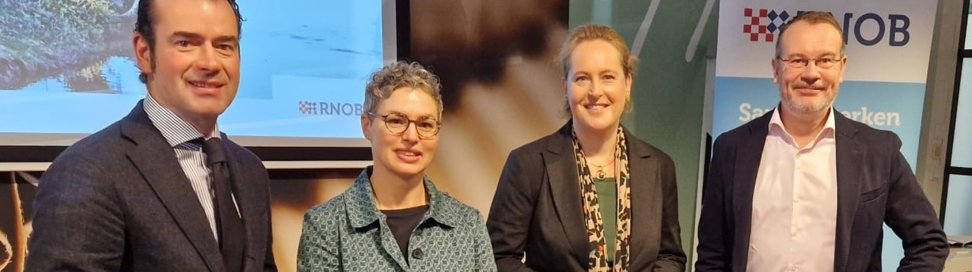 Vier sprekers van de Regiodag op een rij